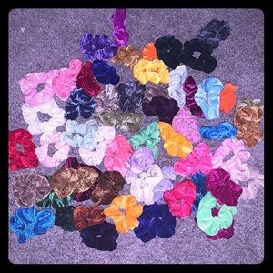 20 velvet super soft scrunchies